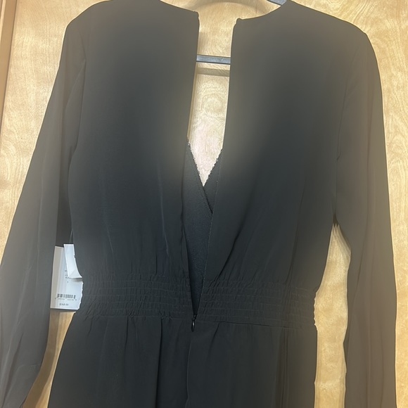 NWT Lini Gorgeous Black Sequined Long Sleeve Jumpsuit Size S - Picture 12 of 15